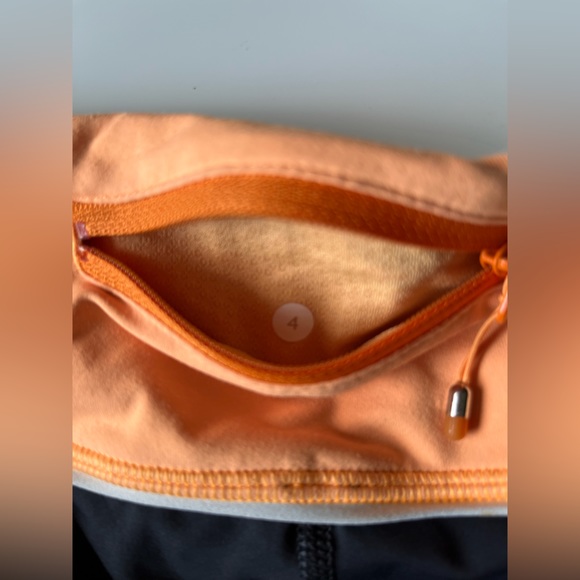 Lululemon Sz 4 Yoga Running Crop Legging Pant Capri black orange Waist - Picture 7 of 9